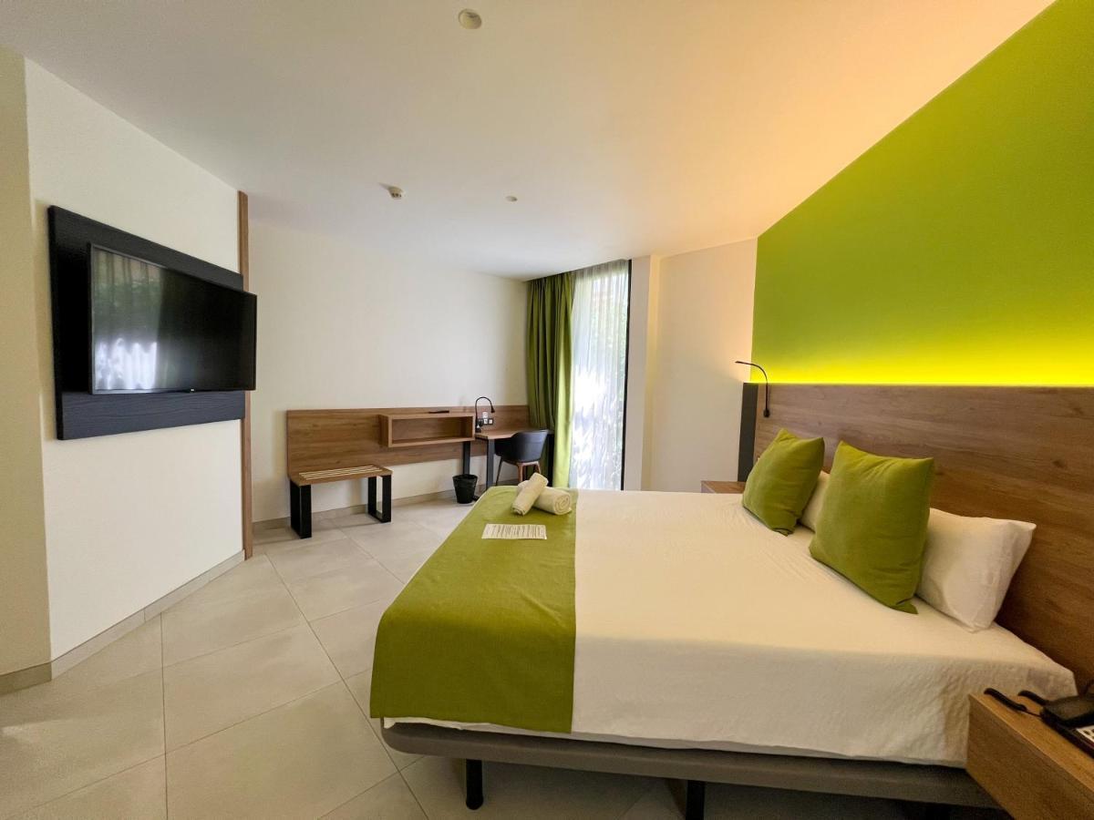 Hotel Mg Poniente لاس بالماس دي غران كاناريا المظهر الخارجي الصورة