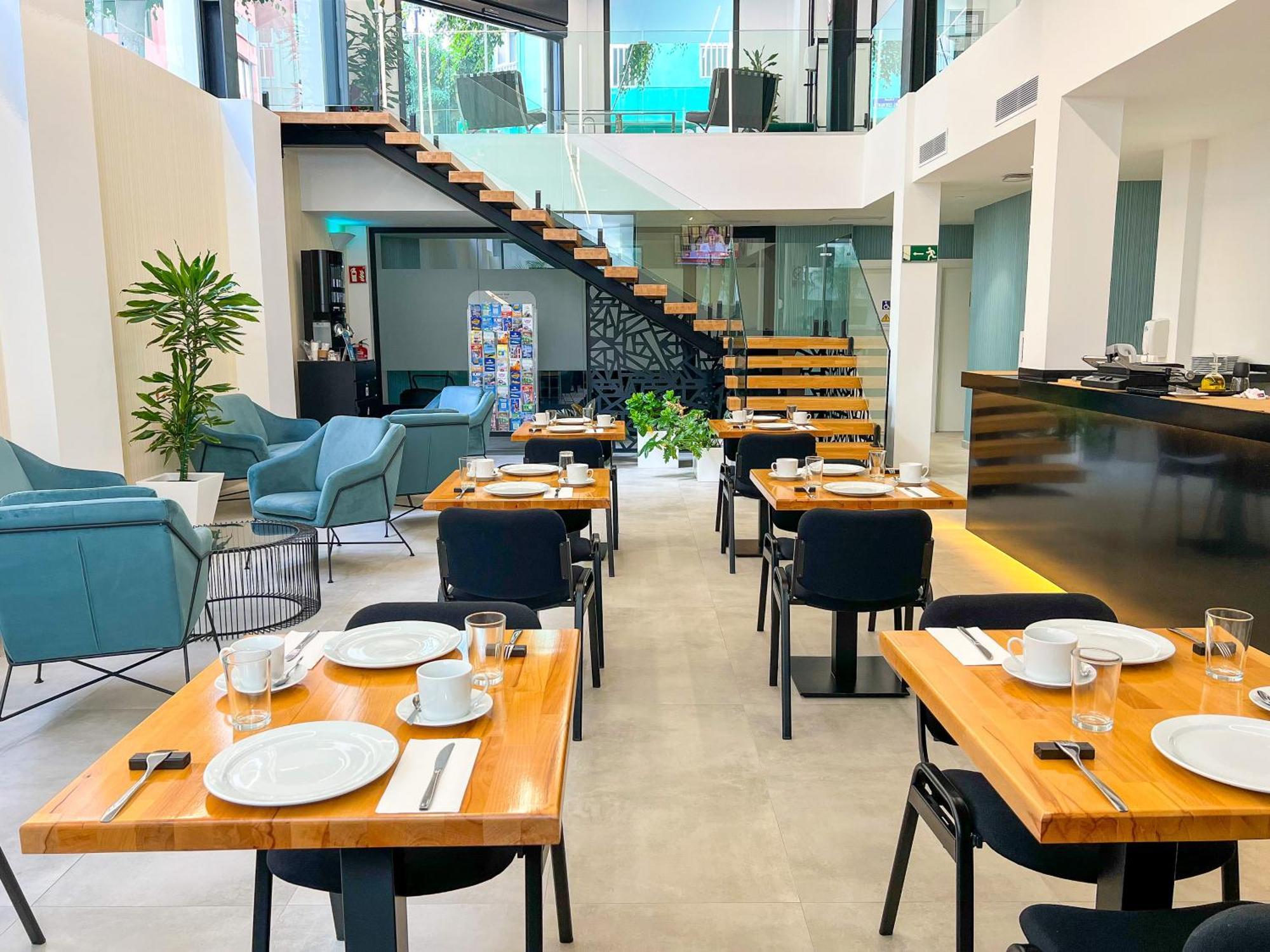 Hotel Mg Poniente لاس بالماس دي غران كاناريا المظهر الخارجي الصورة