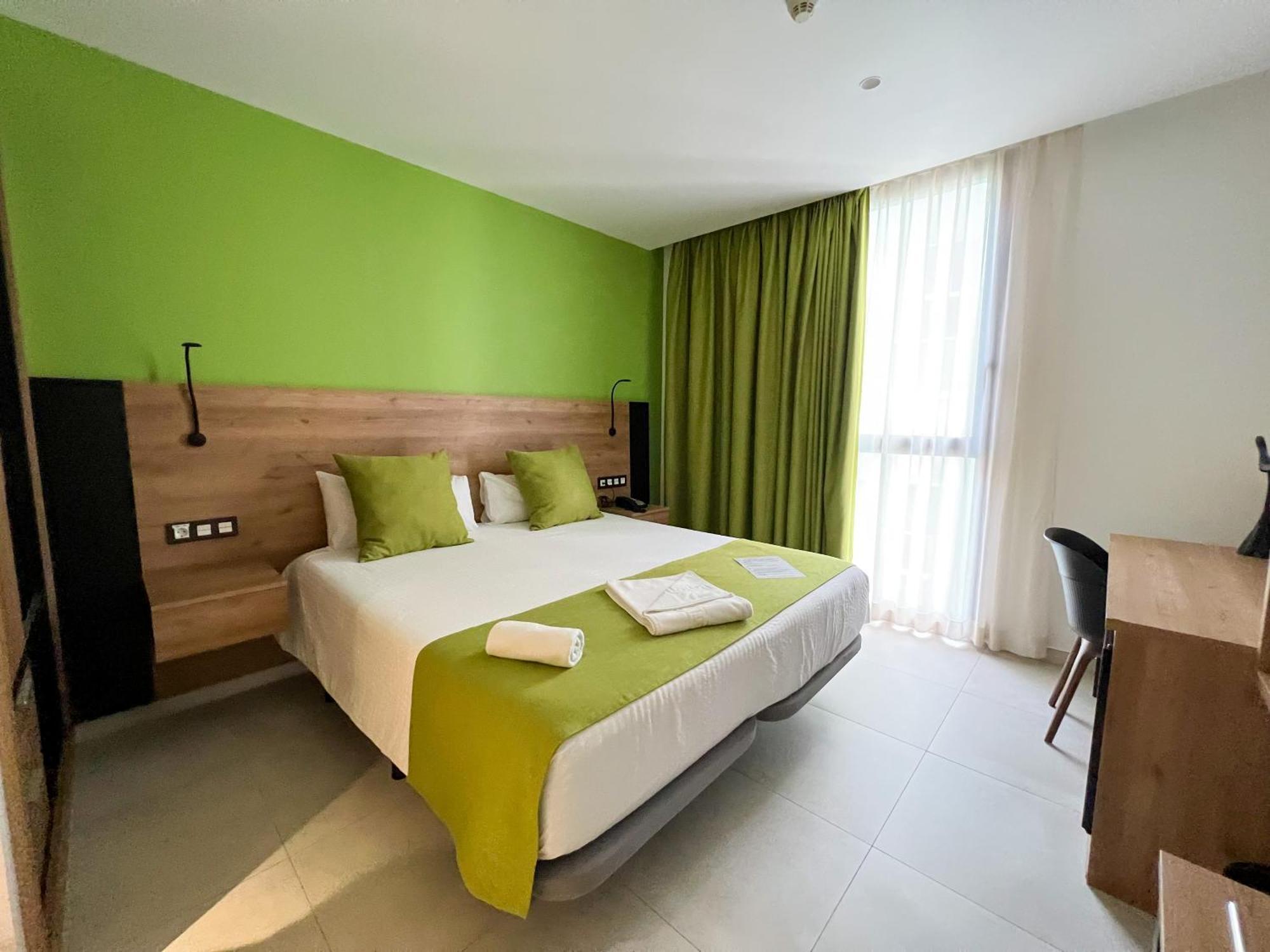 Hotel Mg Poniente لاس بالماس دي غران كاناريا المظهر الخارجي الصورة