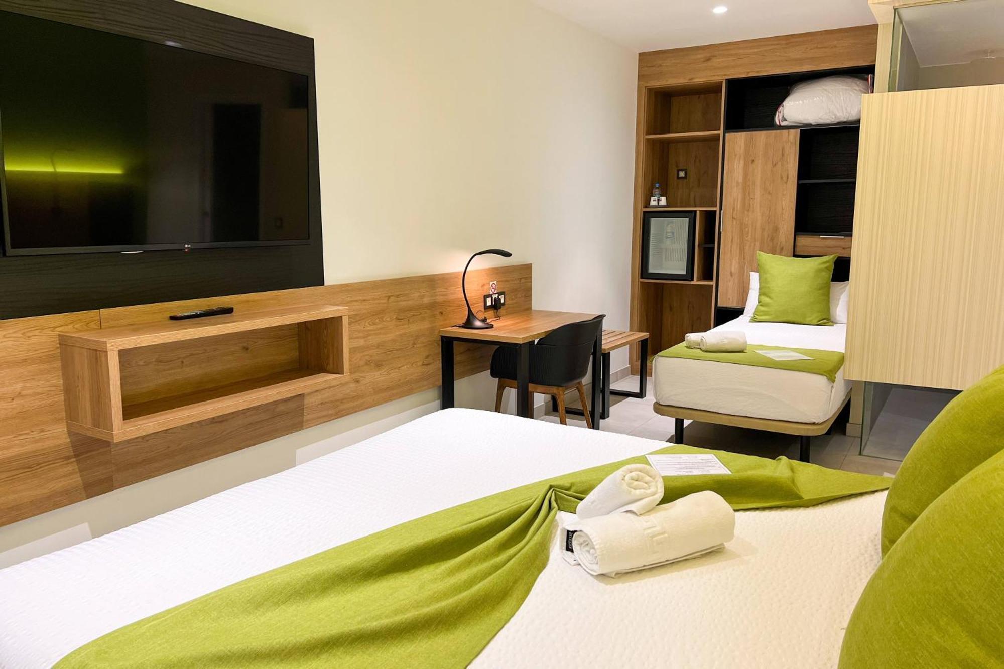 Hotel Mg Poniente لاس بالماس دي غران كاناريا المظهر الخارجي الصورة